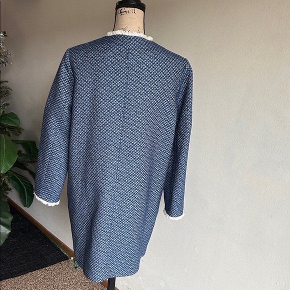 J. McLaughlin Tweed Fringe Trim Mid Length Jacket Coat Blue White Size Lg NWOT - Picture 8 of 12